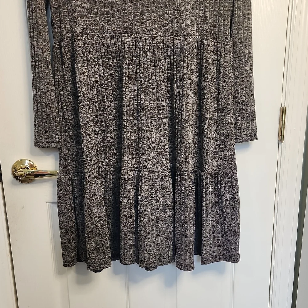 SHEIN Charcoal Long Sleeve Dress - Picture 7 of 10
